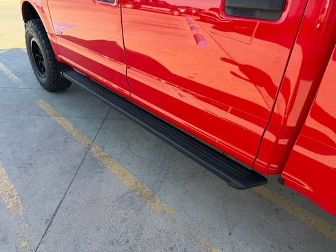 Used 2017 Ford F150 XLT image 13