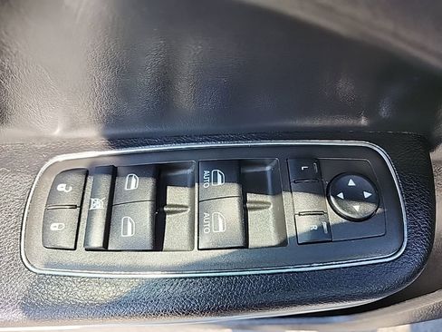 Certified 2022 Dodge Charger SXT w/ Leather Interior Group image 23