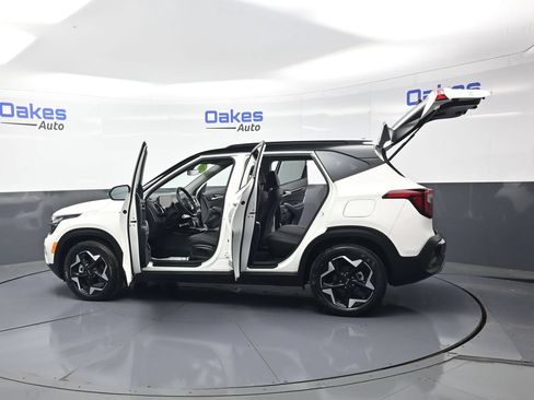 Certified 2026 Kia Seltos S FWD image 54
