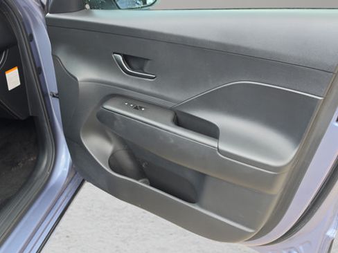 Used 2024 Hyundai Kona SEL FWD image 22