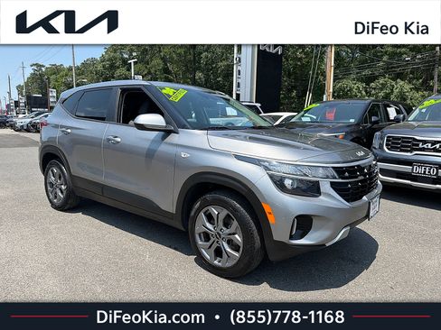 Certified 2024 Kia Seltos LX AWD/4WD image 1