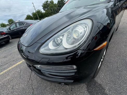 Used 2012 Porsche Cayenne S image 8