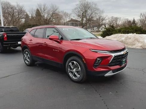Used 2024 Chevrolet Blazer LT w/ Convenience Package image 2