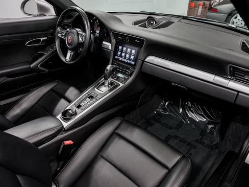 Used 2018 Porsche 911 Carrera S RWD image 29