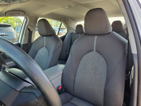 Used 2021 Toyota Camry LE FWD image 24