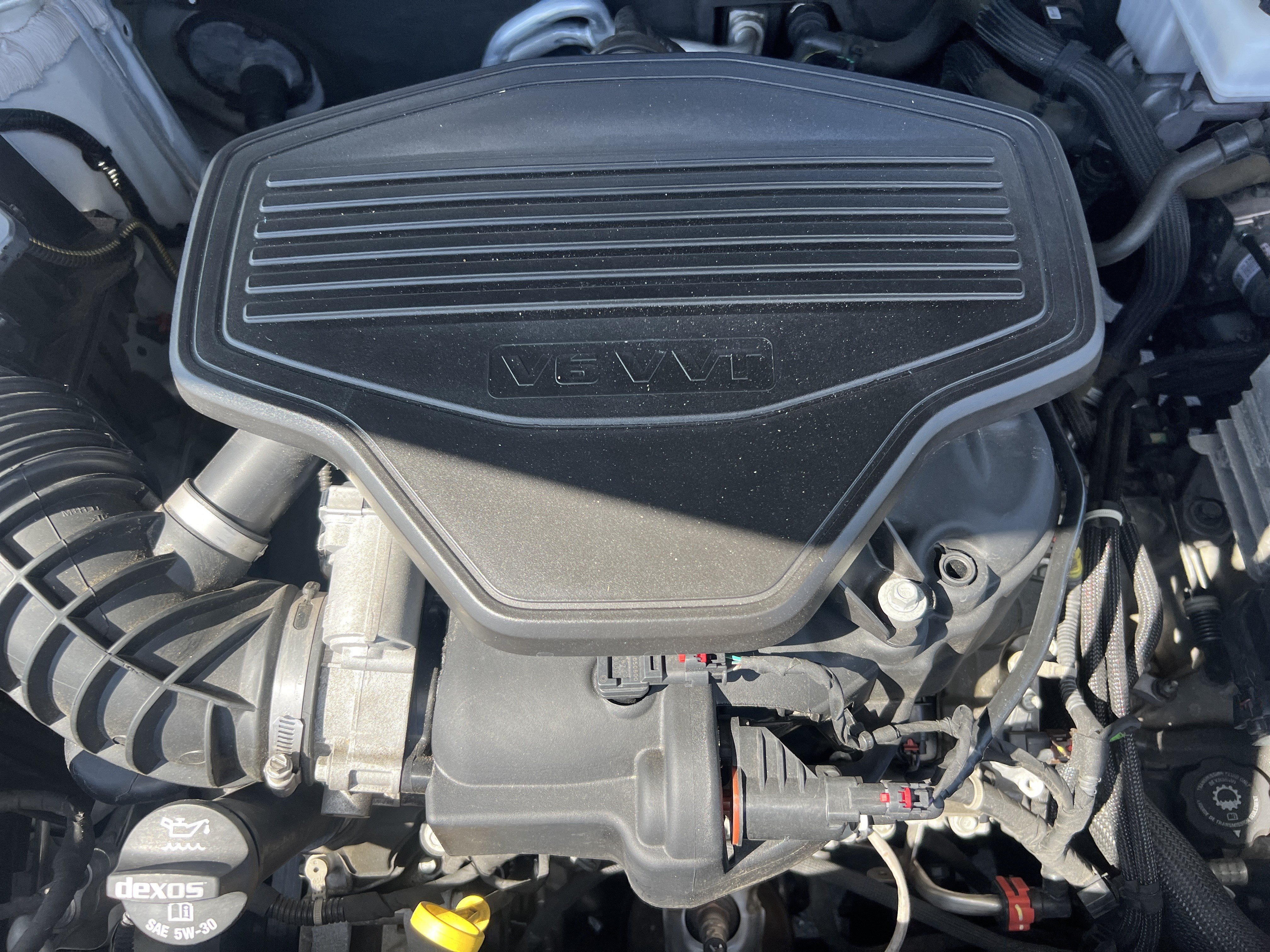 Used 2019 GMC Acadia SLT w/ LPO, Floor Liner Package FWD image 36