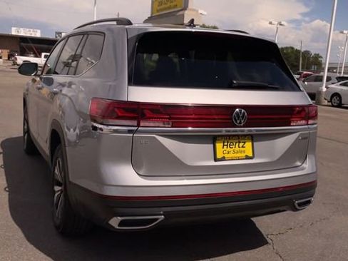 Used 2026 Volkswagen Atlas SE AWD/4WD image 8