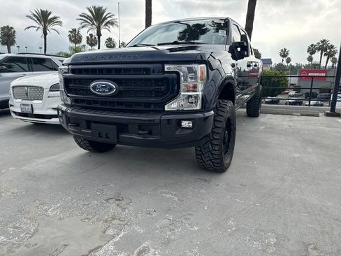 Used 2022 Ford F250 Lariat w/ Tremor Off-Road Package AWD/4WD image 3