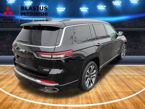 Used 2023 Jeep Grand Cherokee L Overland w/ Luxury Tech Group IV image 8