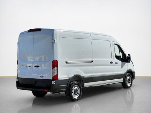 New 2026 Ford Transit 250 T-250 148  MED RF 9150 GV image 7
