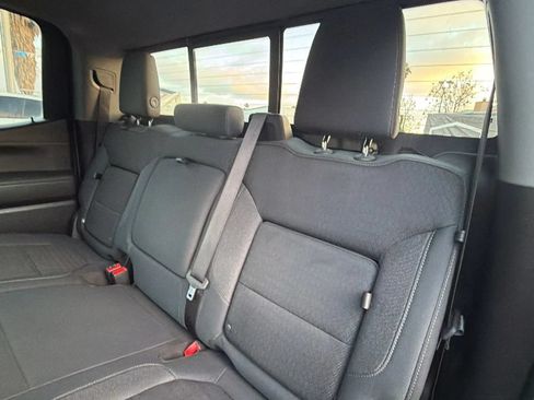 Used 2019 Chevrolet Silverado 1500 LT Trail Boss AWD/4WD image 34