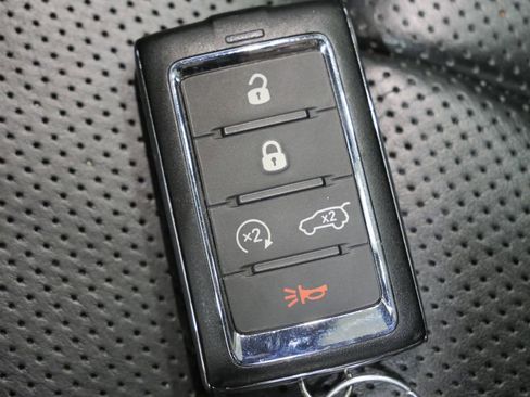 Used 2023 Jeep Grand Cherokee L Summit AWD/4WD image 34