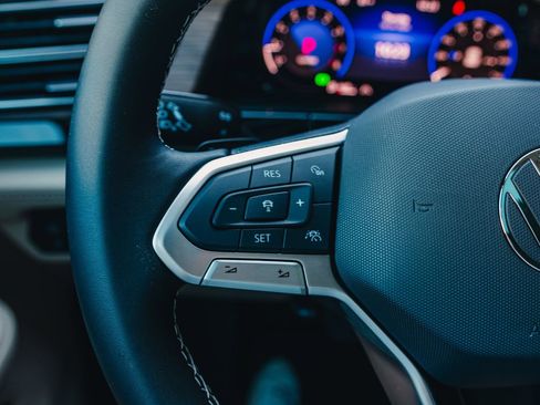 New 2025 Volkswagen Atlas SEL image 27