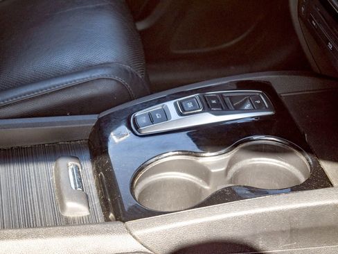Used 2017 Honda Pilot Elite image 9