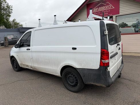 Used 2016 Mercedes-Benz Metris image 3