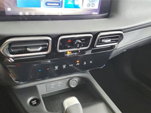 Used 2026 Nissan Sentra SV w/ Floor Mat Package FWD image 31