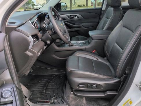 Used 2020 Chevrolet Traverse Premier w/ Redline Edition image 17
