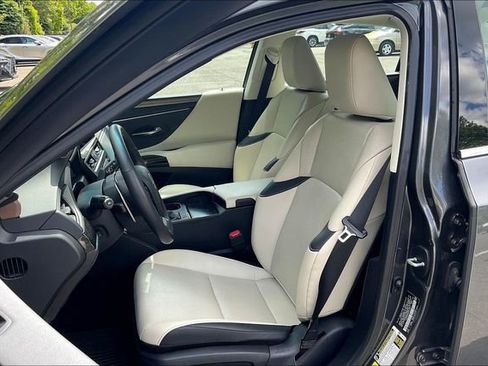 Used 2024 Lexus ES 350 w/ Premium Package FWD image 8