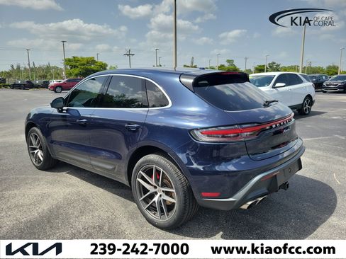 Used 2022 Porsche Macan S AWD/4WD image 6