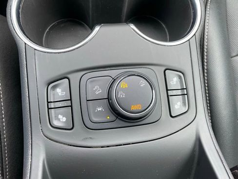 Used 2023 GMC Terrain SLT AWD/4WD image 14