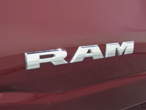 Used 2021 RAM 1500 Laramie AWD/4WD image 34