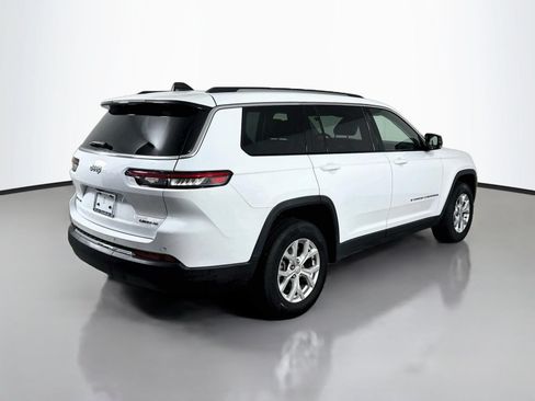 Used 2023 Jeep Grand Cherokee L Limited AWD/4WD image 9