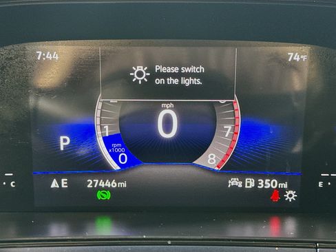 Used 2023 Volkswagen Taos SE w/ Panoramic Sunroof Package FWD image 17