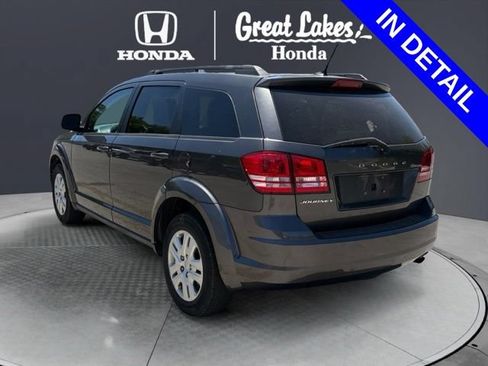 Used 2017 Dodge Journey SE w/ Flexible Seating Group FWD image 4