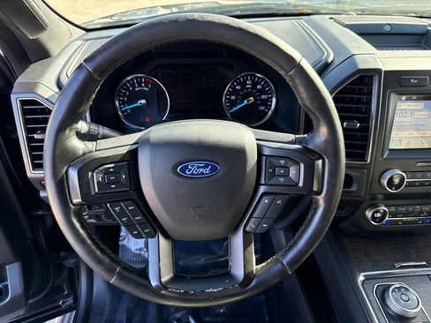 Used 2019 Ford Expedition Max Limited image 12