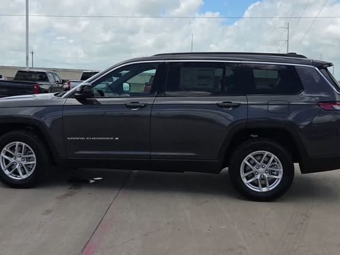 New 2026 Jeep Grand Cherokee L 2WD image 5