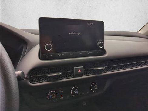 Used 2024 Honda HR-V LX image 9