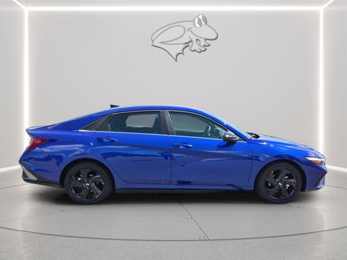 Used 2026 Hyundai Elantra SEL Sport Premium FWD image 7