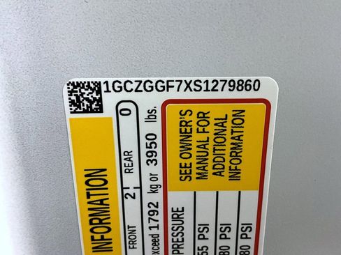 New 2025 Chevrolet Express 3500 w/ Driver Convenience Package image 15