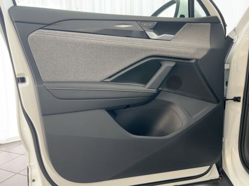 New 2026 Volkswagen Tiguan S AWD/4WD image 21