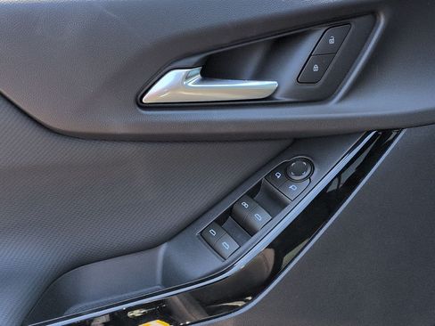 New 2026 Chevrolet Equinox LT FWD image 24