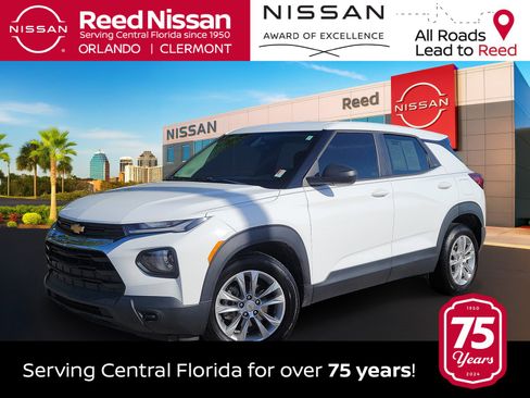 Used 2021 Chevrolet TrailBlazer LS FWD image 1