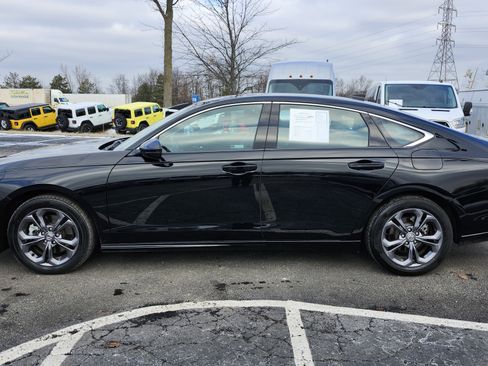 Used 2024 Honda Accord EX-L image 16
