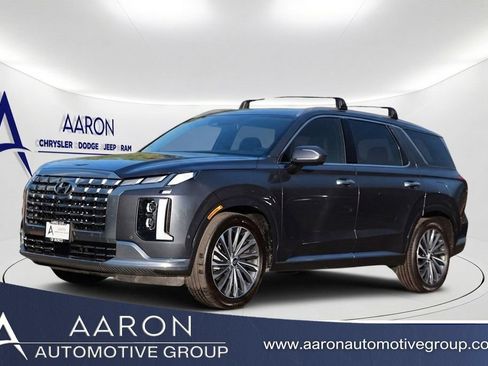 Used 2024 Hyundai Palisade Calligraphy FWD image 1