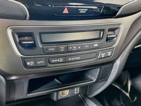 Used 2021 Honda Passport Sport image 15
