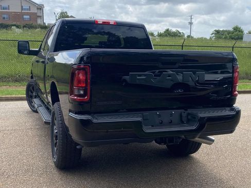 New 2026 RAM 2500 Big Horn AWD/4WD image 35