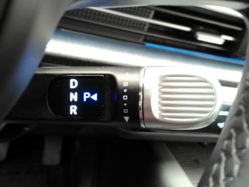 Used 2024 Hyundai Ioniq 6 SEL image 40