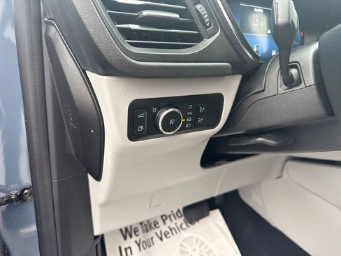 Used 2025 Ford Escape Platinum image 29