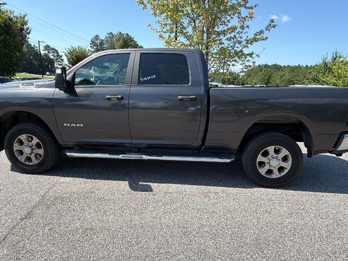 Used 2026 RAM 2500 Big Horn AWD/4WD image 11