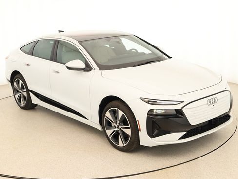 New 2025 Audi A6 e-tron Premium image 30
