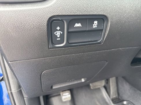 Used 2022 Kia Sorento S FWD image 21