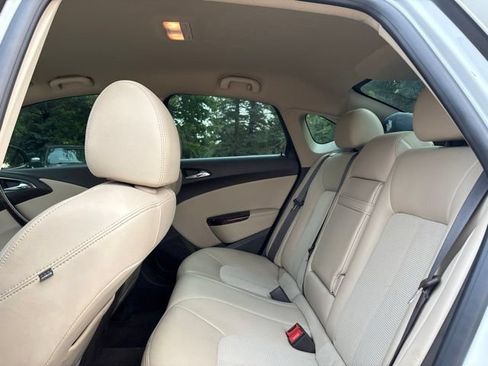 Used 2016 Buick Verano Convenience FWD image 6
