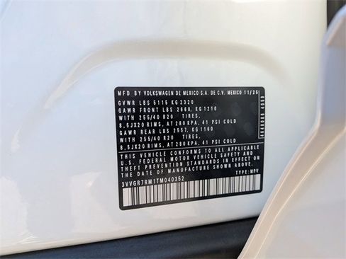 New 2026 Volkswagen Tiguan SE R-Line image 36