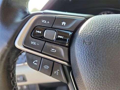 Used 2021 Honda Accord Touring image 23