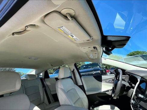 Used 2024 Chevrolet Malibu LT FWD image 27