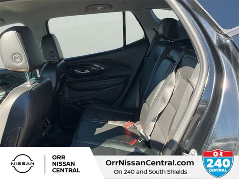 Used 2023 GMC Terrain AT4 image 13